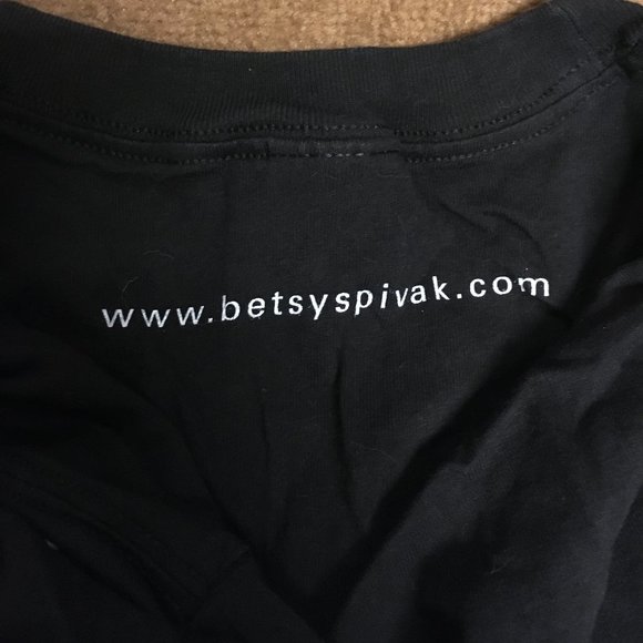 Covegirl tshirt - Picture 3 of 3